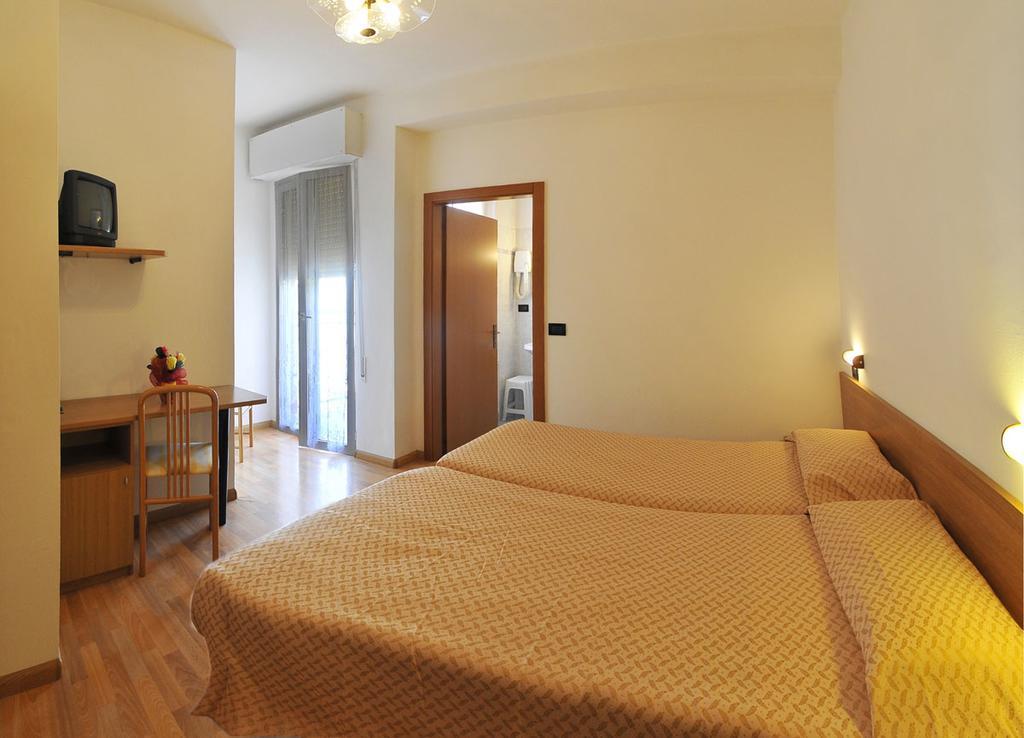 Villa Flora Levico Terme Exterior foto